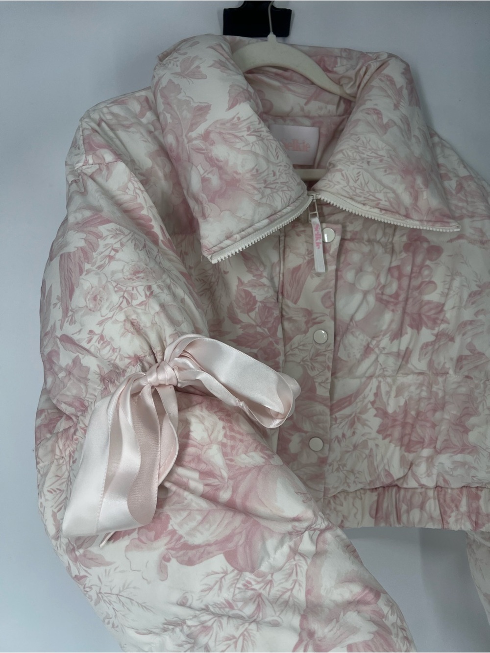 Selkie Pink White Floral Cropped Bow Sleeve Coquette Girly Puffer Jacket Large - Picture 3 of 9